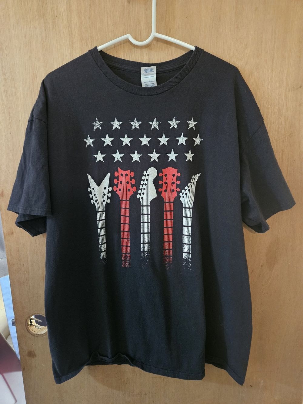 Classic Black Guitar Flag Graphic Tee - Unbranded
